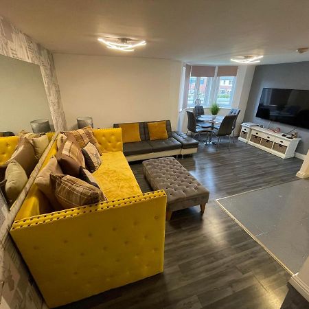 Empire Serviced Apartments Hinckley Exterior photo
