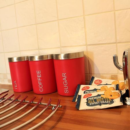 Empire Serviced Apartments Hinckley Exterior photo