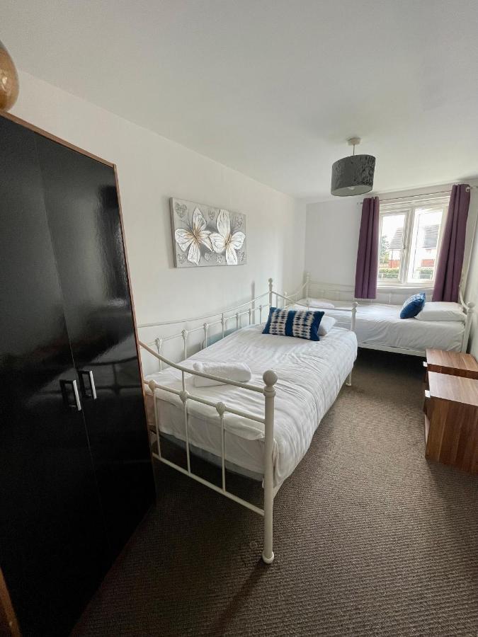 Empire Serviced Apartments Hinckley Exterior photo