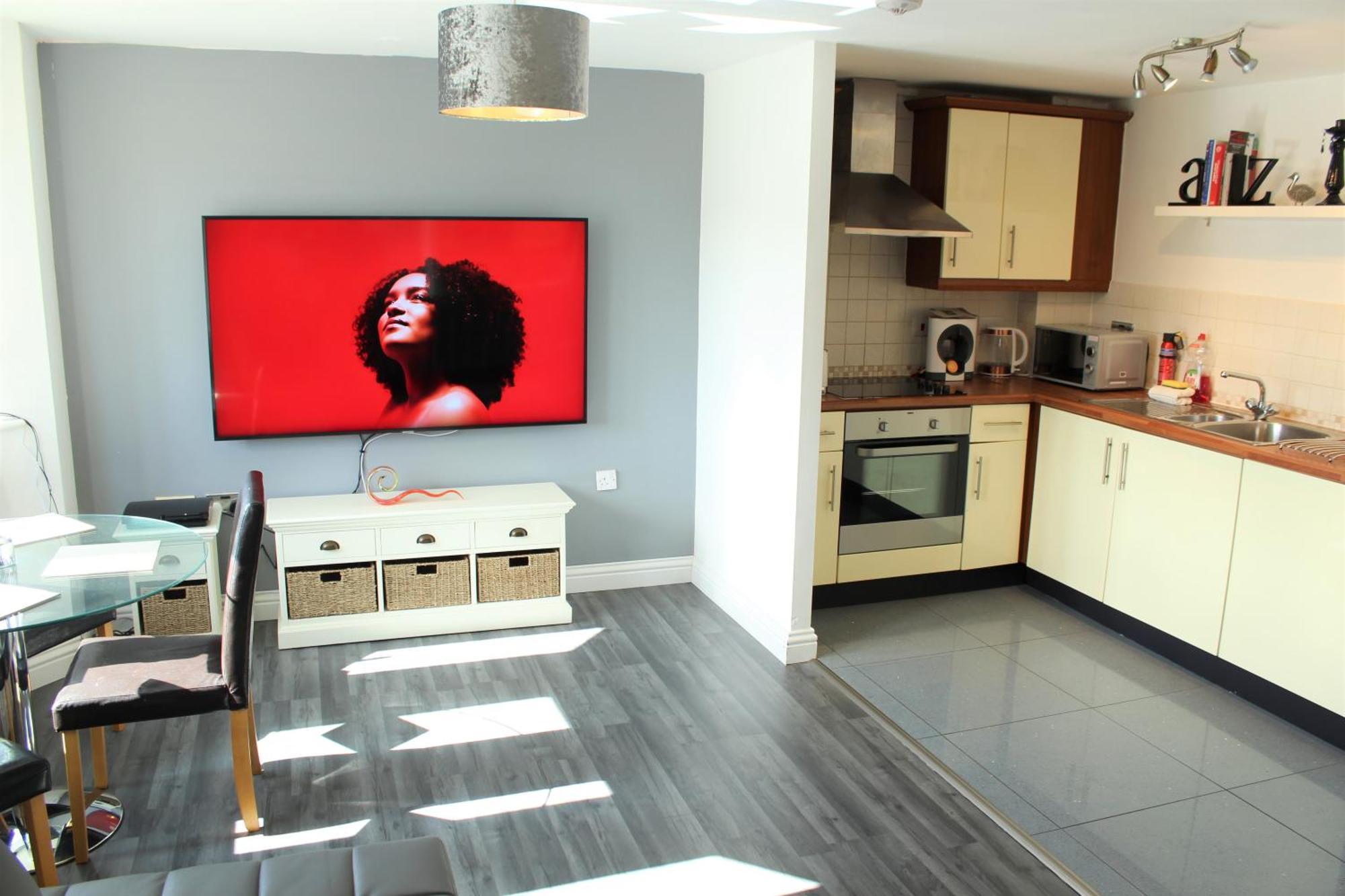 Empire Serviced Apartments Hinckley Exterior photo