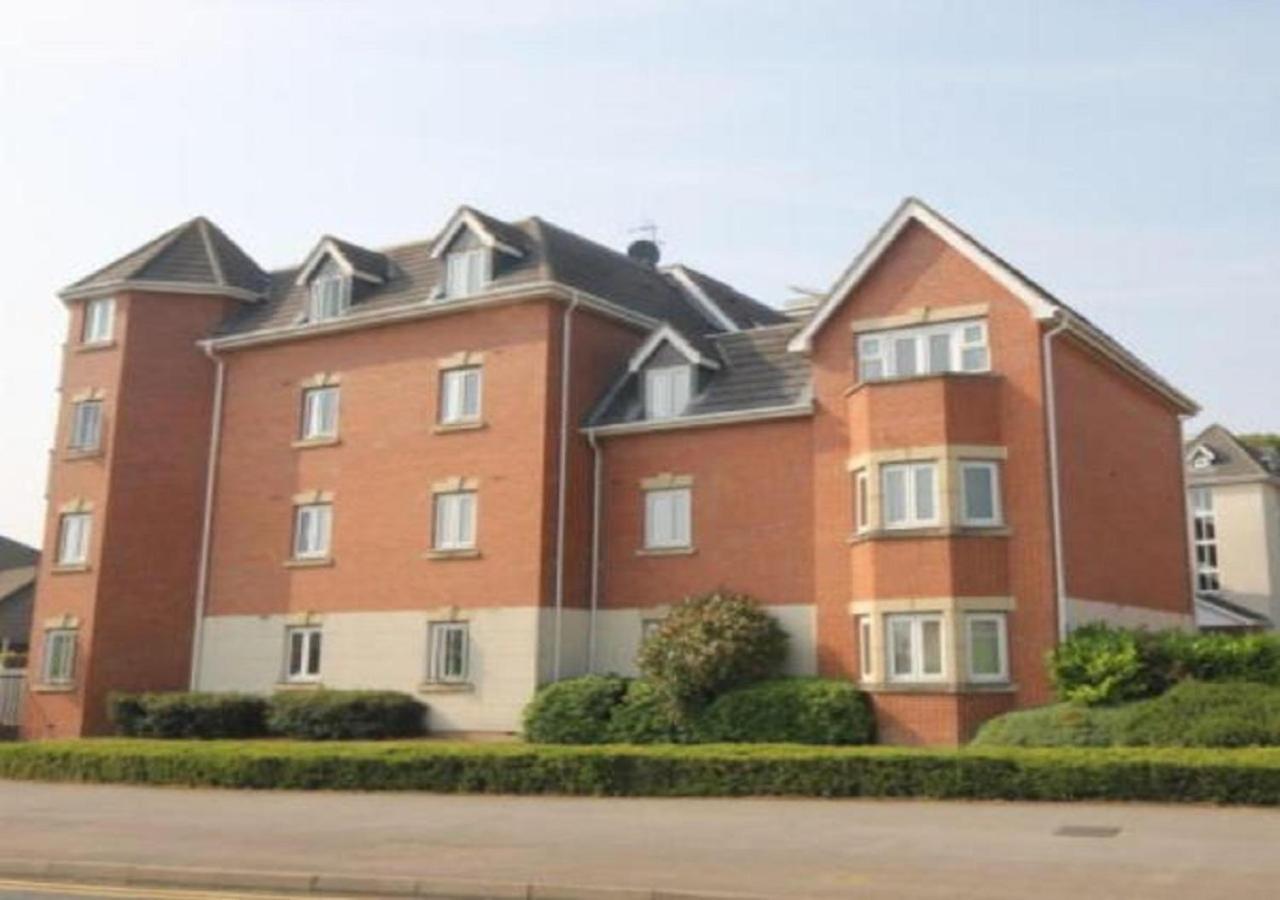 Empire Serviced Apartments Hinckley Exterior photo